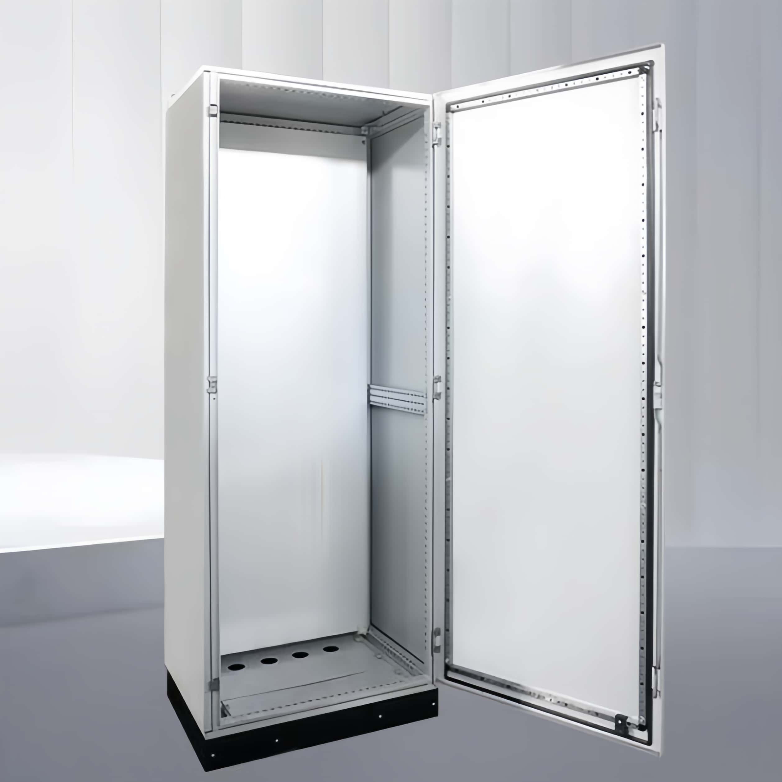 Two-tone metal housing for outdoor electronics